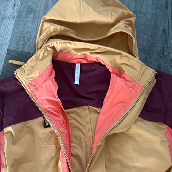 Fabletics -  Khloe Edit - “The Heights” Jacket - Size Small - Picture 11 of 15
